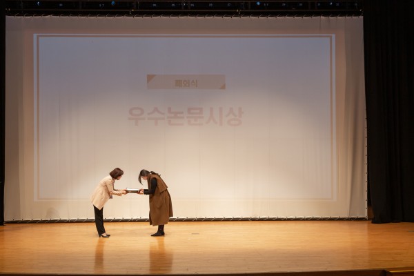 fe7de1ba58fc2eada6219588062dfc01_1611112